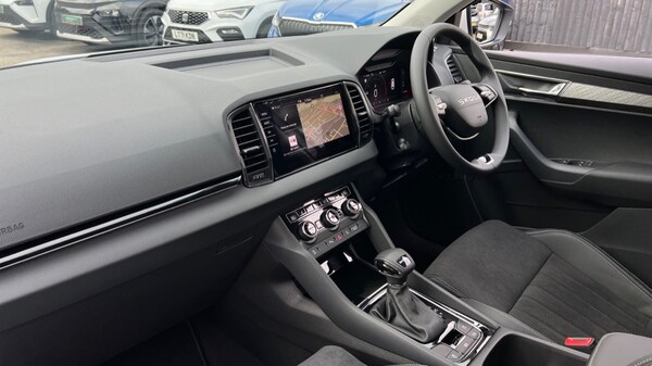 Used Skoda Karoq 2025 for sale - 75467171: Photo 2