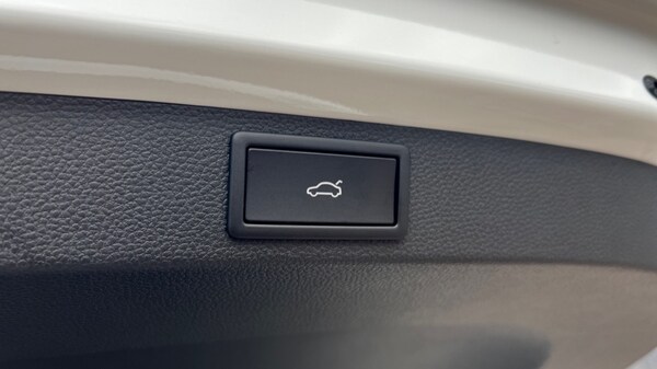 Used Skoda Karoq 2025 for sale - 75467171: Photo 32
