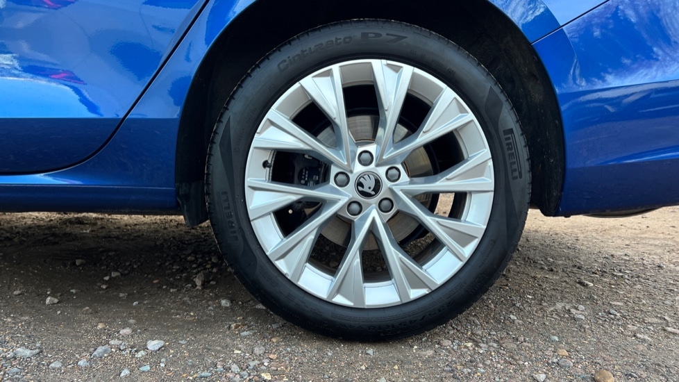 Used Skoda Superb 2025 for sale - 76872446: Photo 18