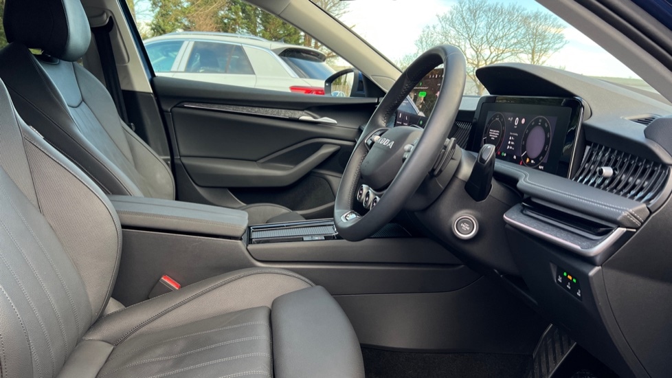 Used Skoda Superb 2025 for sale - 76872446: Photo 26