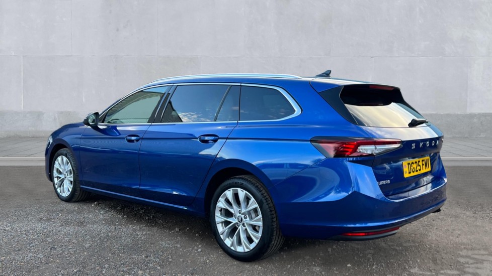 Used Skoda Superb 2025 for sale - 76872446: Photo 3