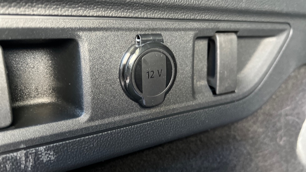 Used Skoda Superb 2025 for sale - 76872446: Photo 31