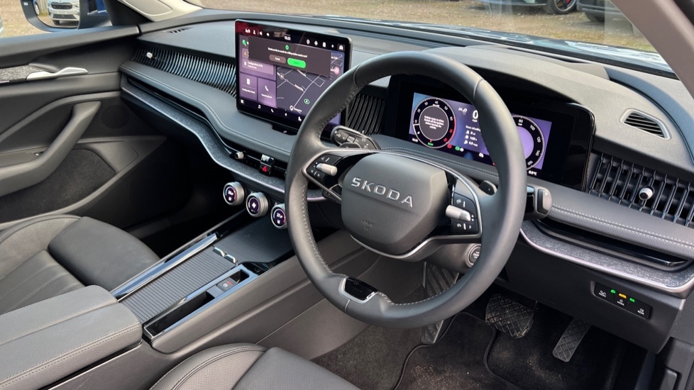 Used Skoda Superb 2025 for sale - 76872446: Photo 6