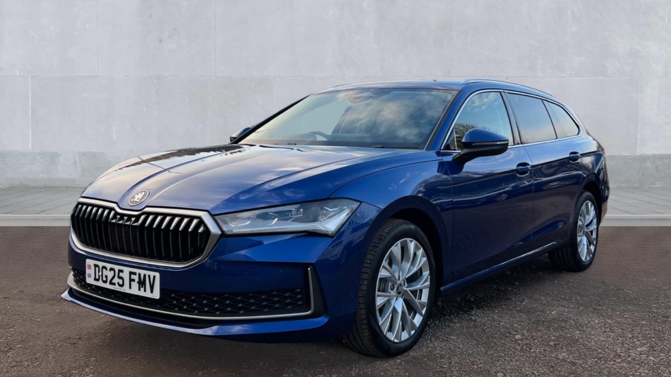 Used Skoda Superb 2025 for sale - 76872446: Photo 7