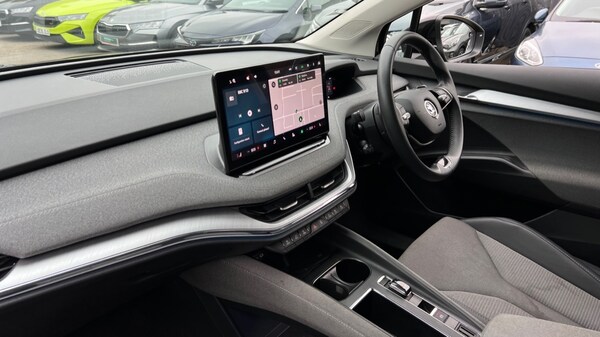 Used Skoda Enyaq 2024 for sale - 76140041: Photo 2
