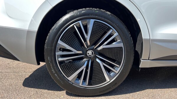 Used Skoda Enyaq 2025 for sale - 76216988: Photo 5