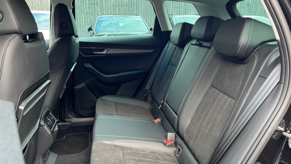 Used Skoda Karoq 2025 for sale - 76869301: Photo 15