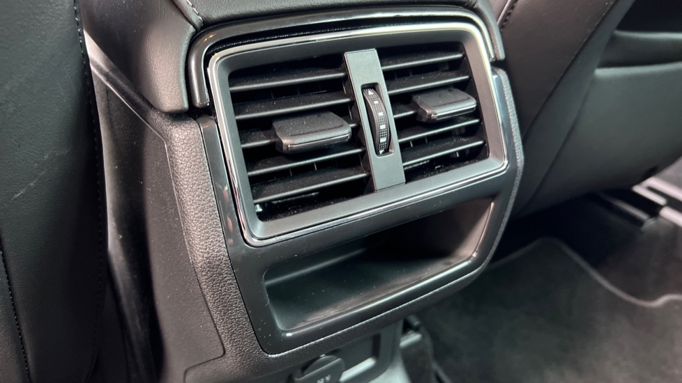 Used Skoda Karoq 2025 for sale - 76869301: Photo 38