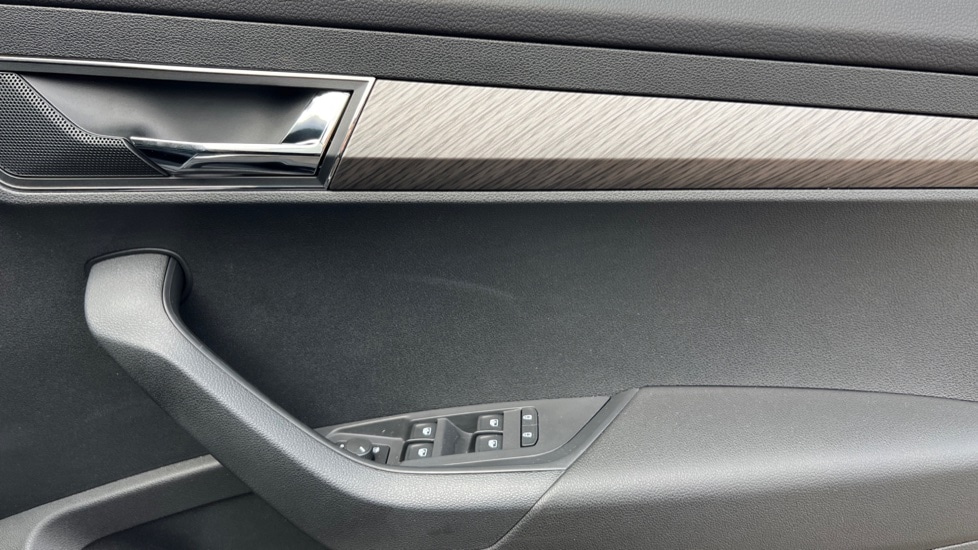Used Skoda Karoq 2025 for sale - 76869301: Photo 49