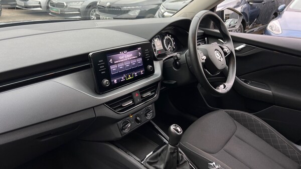 Used Skoda Kamiq 2022 for sale - 76112390: Photo 2