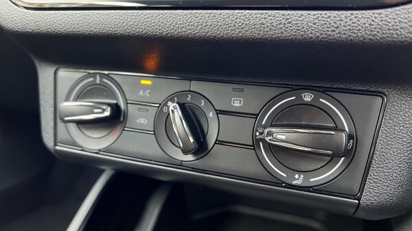 Used Skoda Kamiq 2022 for sale - 76112390: Photo 44