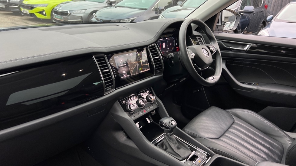 Used Skoda Kodiaq 2023 for sale - 76869464: Photo 2