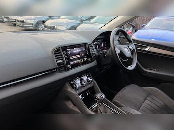 Used Skoda Karoq 2024 for sale - 76609502: Photo