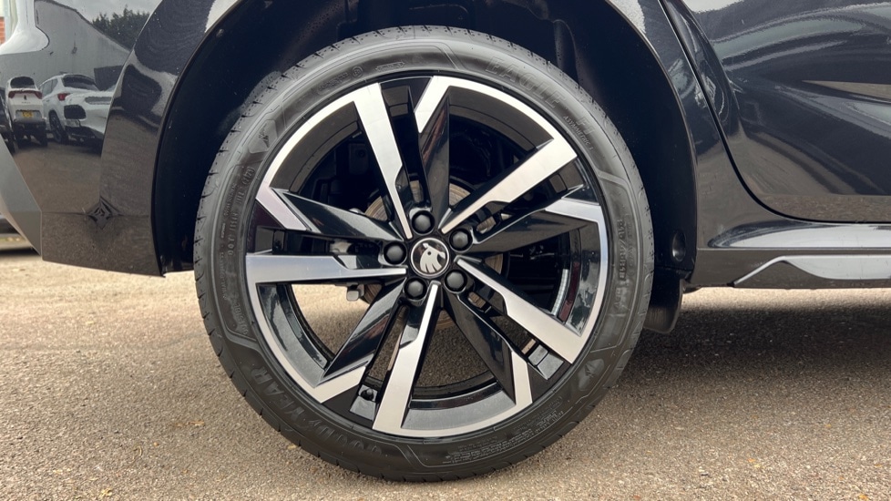 Used Skoda Kamiq 2025 for sale - 76871391: Photo 5