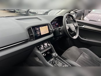 Used Skoda Karoq 2025 for sale - 76575056: Photo