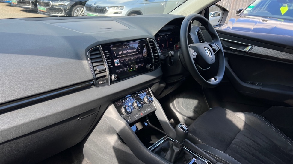 Used Skoda Karoq 2024 for sale - 75829069: Photo 2