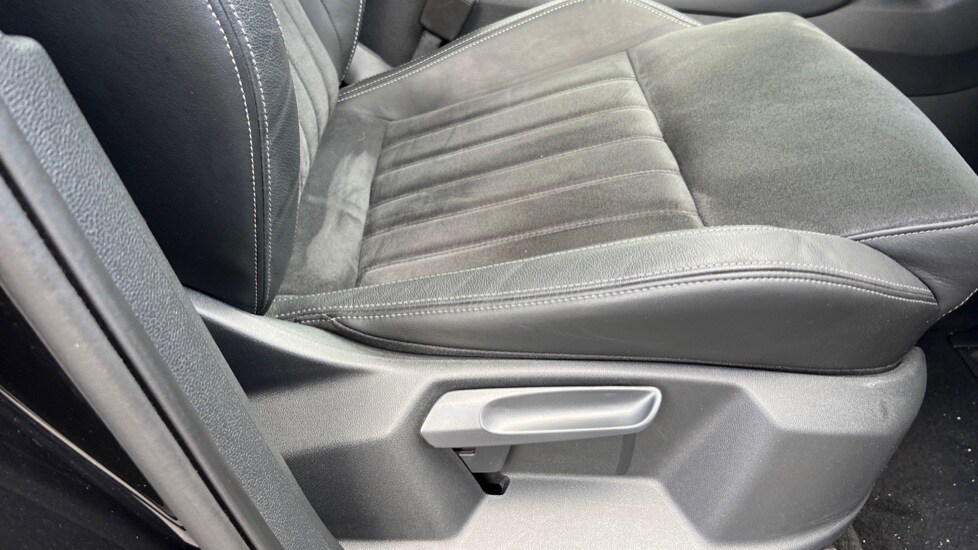 Used Skoda Karoq 2024 for sale - 75829069: Photo 46