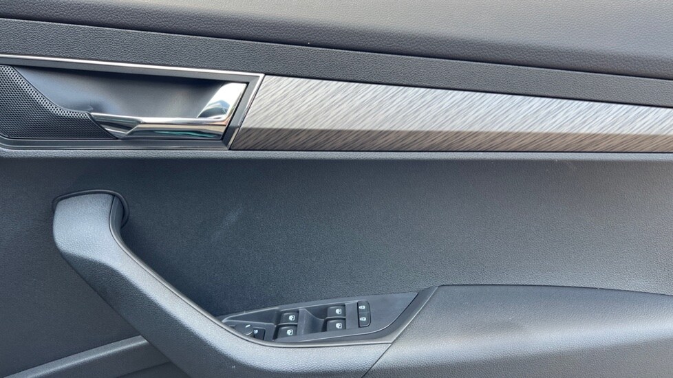 Used Skoda Karoq 2024 for sale - 75829069: Photo 48
