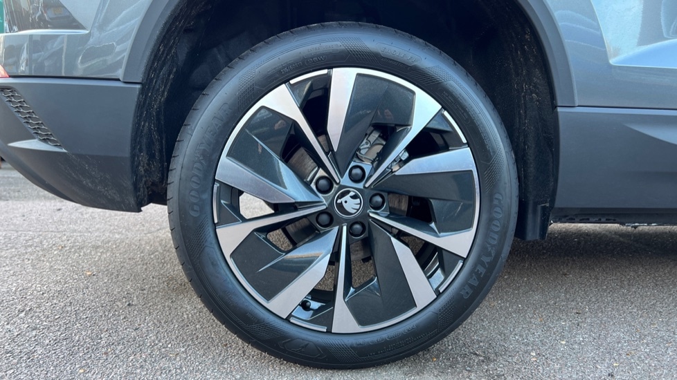 Used Skoda Karoq 2025 for sale - 76873277: Photo 5