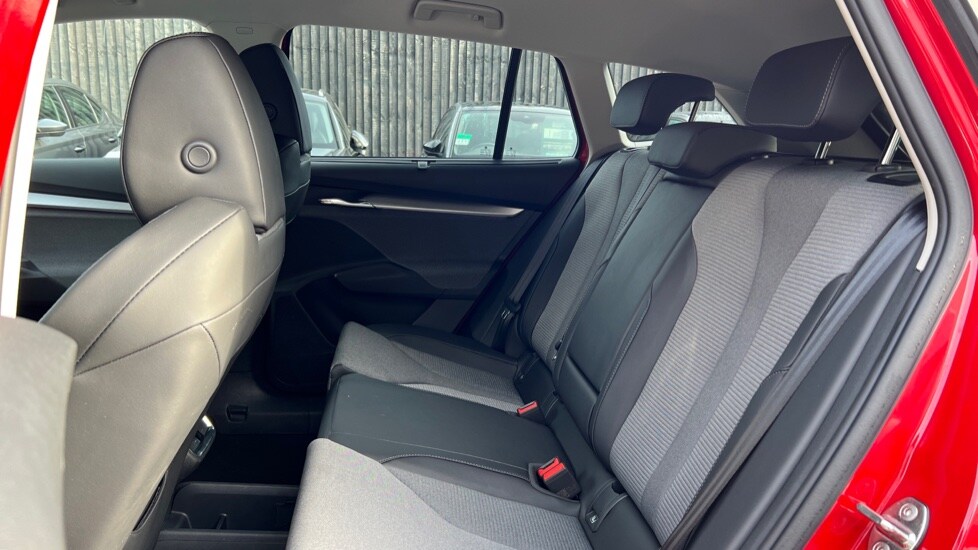 Used Skoda Enyaq 2025 for sale - 76635750: Photo 15