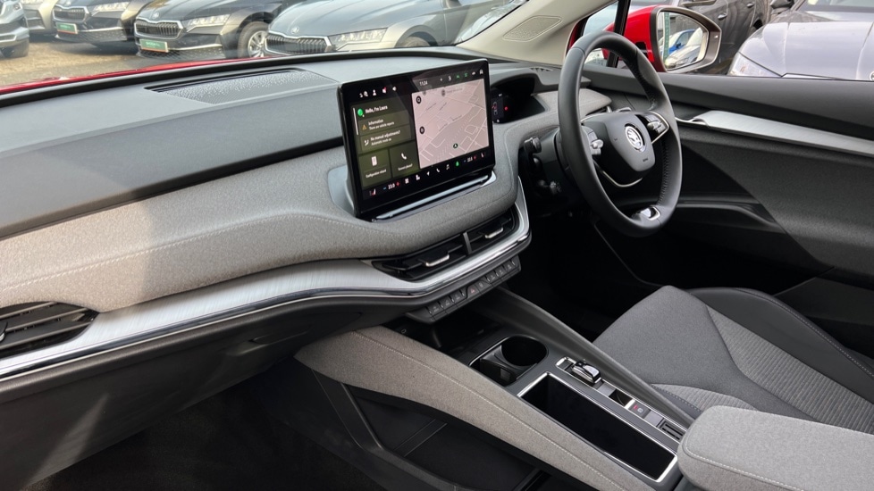 Used Skoda Enyaq 2025 for sale - 76635750: Photo 2