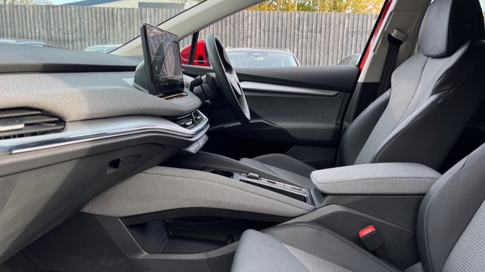 Used Skoda Enyaq 2025 for sale - 76635750: Photo 28