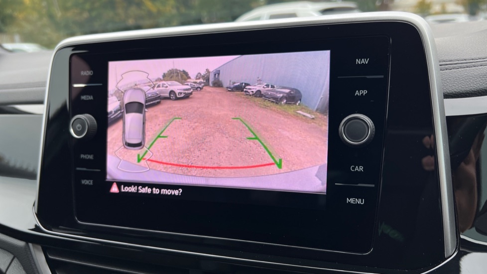 Used Volkswagen T-Roc 2023 for sale - 76124327: Photo 26