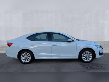 Used Skoda Octavia 2024 for sale - 76575210: Photo