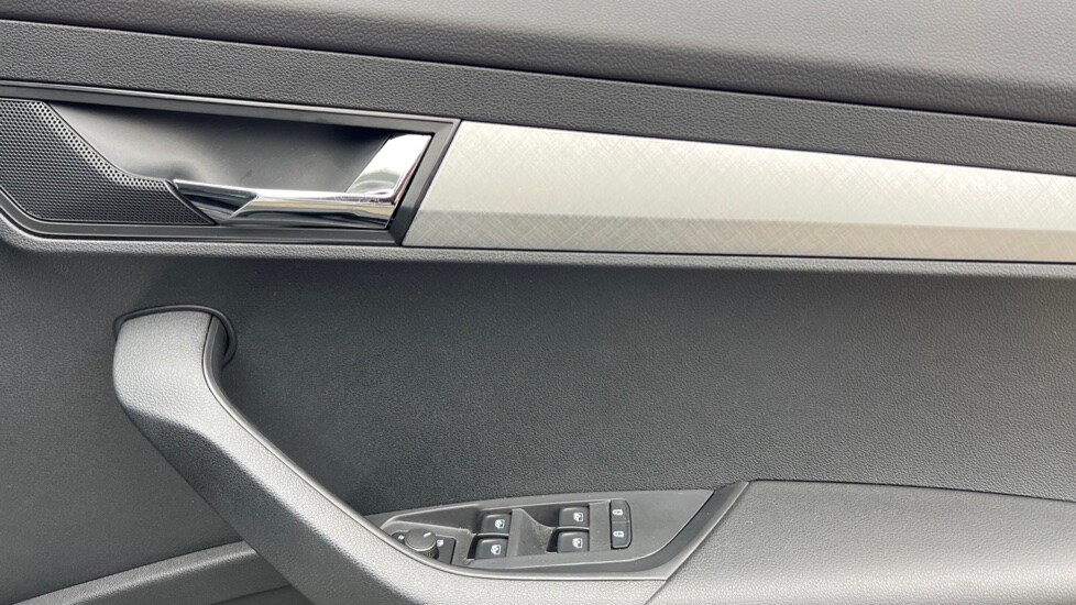 Used Skoda Karoq 2025 for sale - 76208885: Photo 47