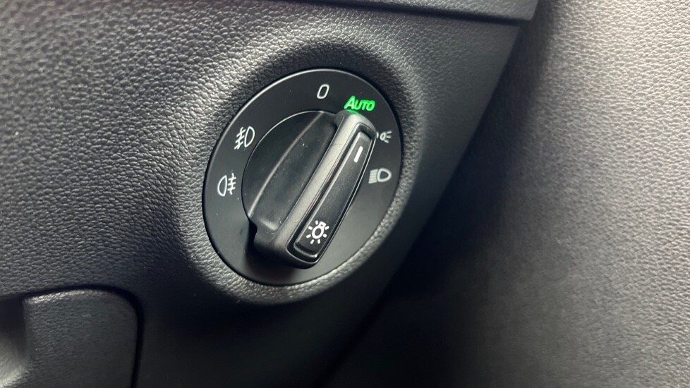 Used Skoda Karoq 2025 for sale - 76208885: Photo 48