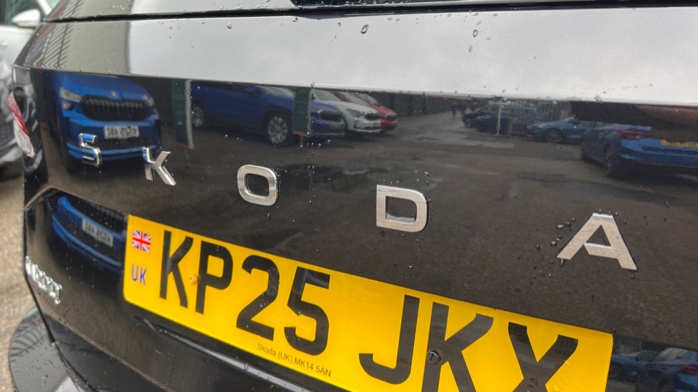 Used Skoda Karoq 2025 for sale - 76873991: Photo 33