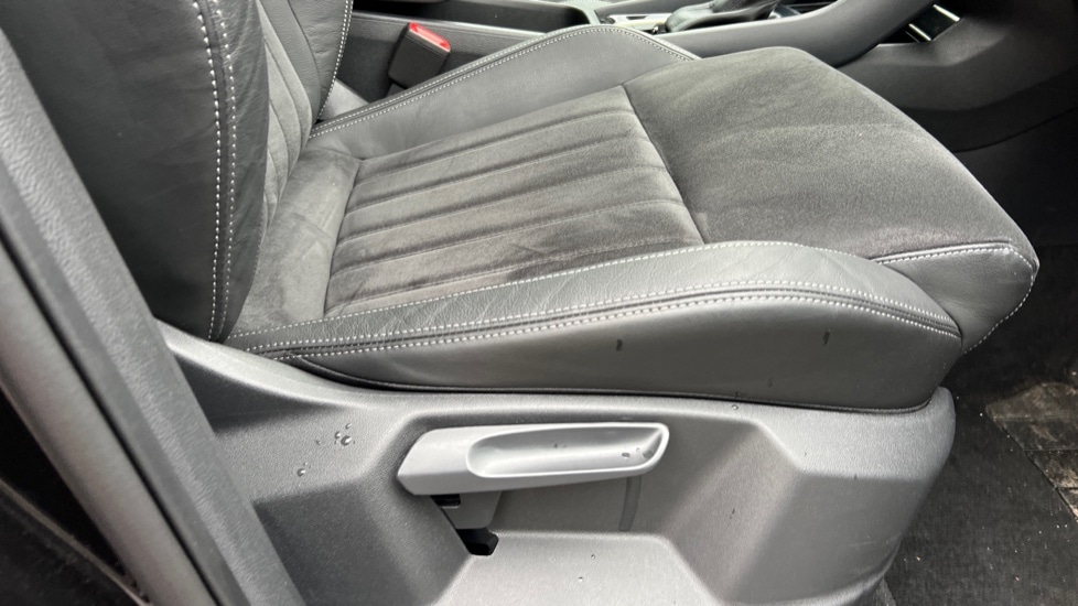 Used Skoda Karoq 2025 for sale - 76873991: Photo 50