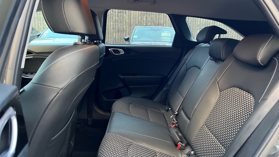 Used Kia Ceed 2023 for sale - 76587069: Photo 14