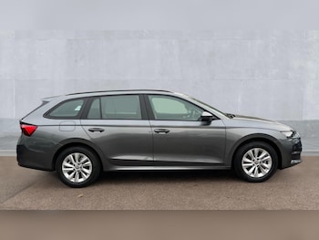 Used Skoda Octavia 2025 for sale - 76458893: Photo