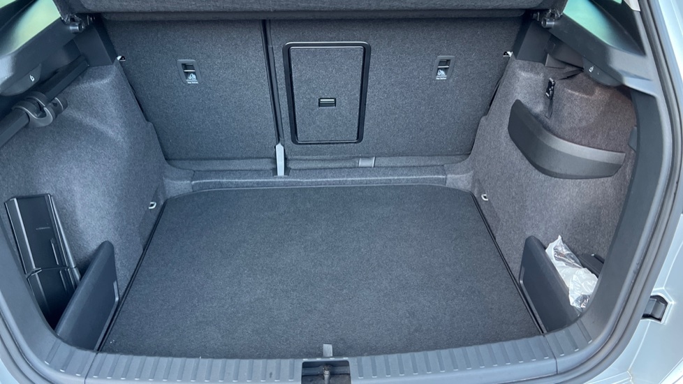 Used Skoda Karoq 2024 for sale - 76873330: Photo 16