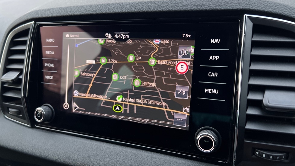 Used Skoda Karoq 2024 for sale - 76873330: Photo 21