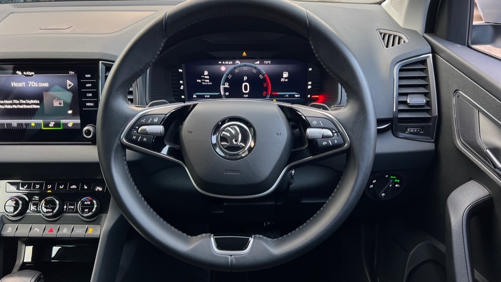 Used Skoda Karoq 2024 for sale - 76873330: Photo 27