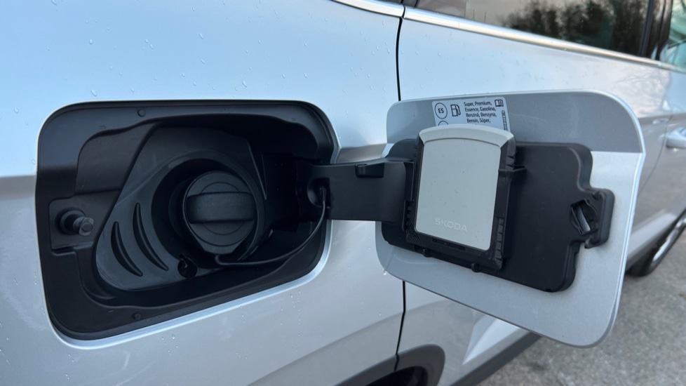 Used Skoda Karoq 2024 for sale - 76873330: Photo 29