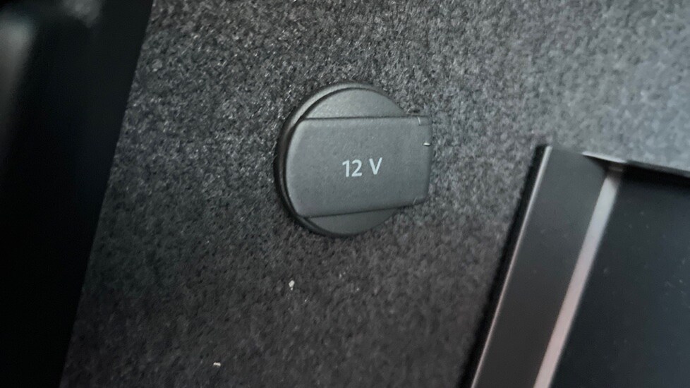 Used Skoda Karoq 2024 for sale - 76873330: Photo 30