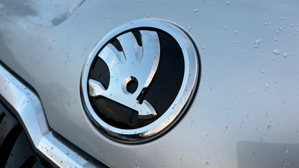 Used Skoda Karoq 2024 for sale - 76873330: Photo 42