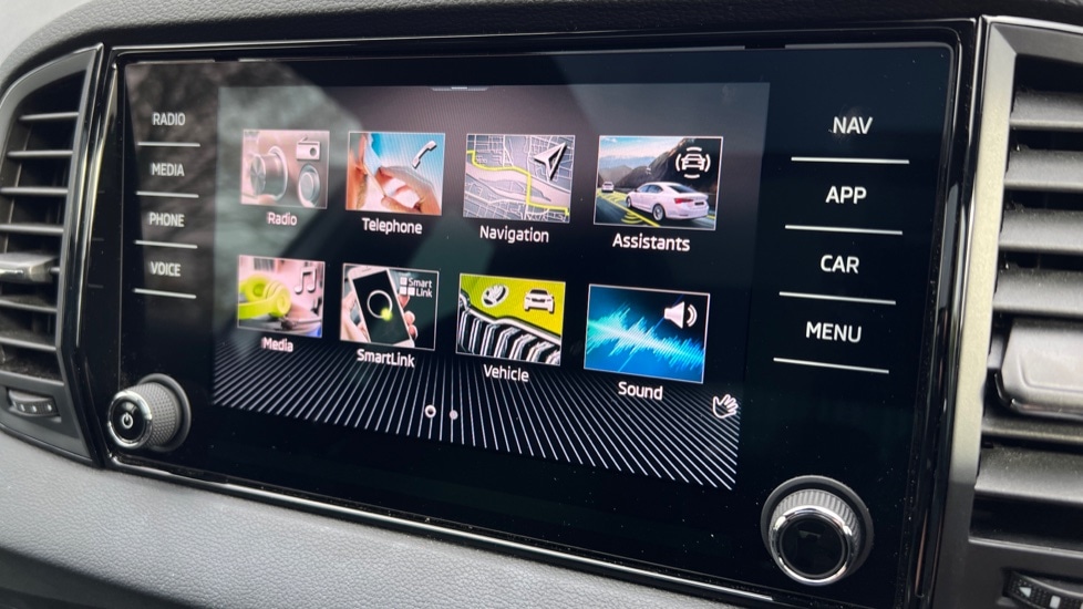 Used Skoda Karoq 2025 for sale - 76514795: Photo 24