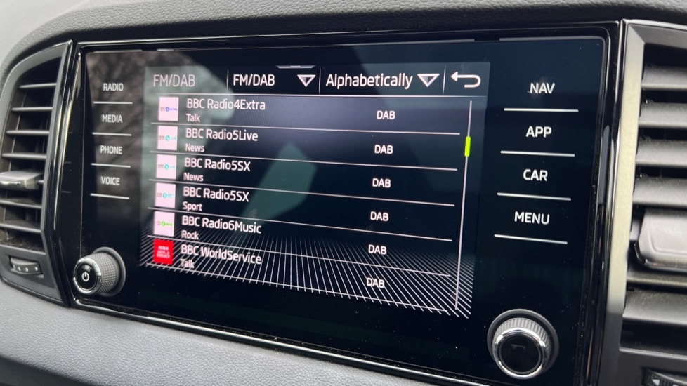 Used Skoda Karoq 2025 for sale - 76514795: Photo 25