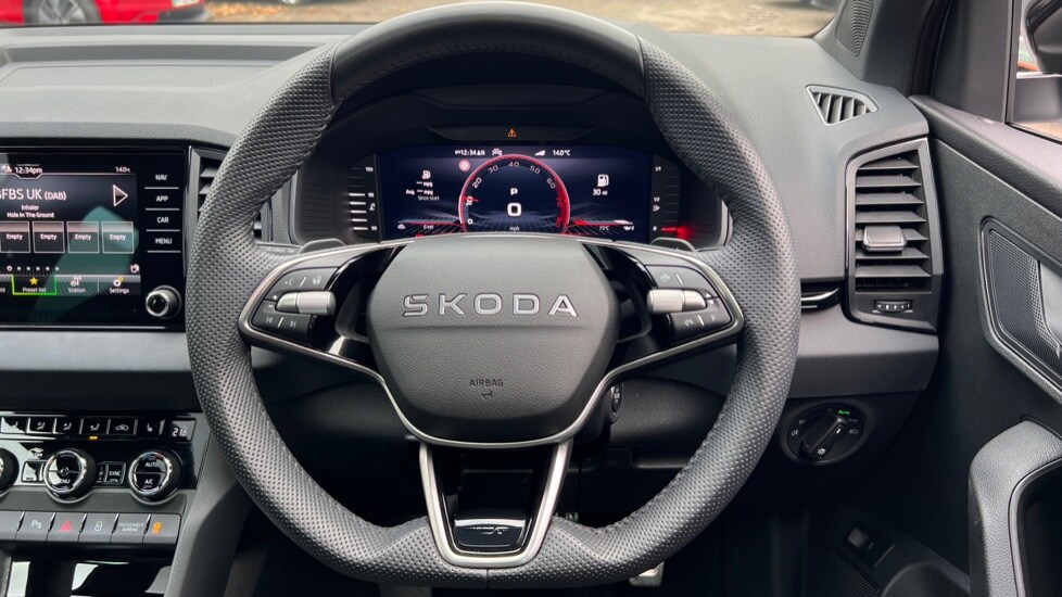 Used Skoda Karoq 2025 for sale - 76514795: Photo 27