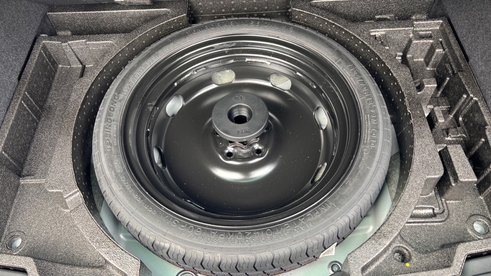 Used Skoda Karoq 2025 for sale - 76514795: Photo 30