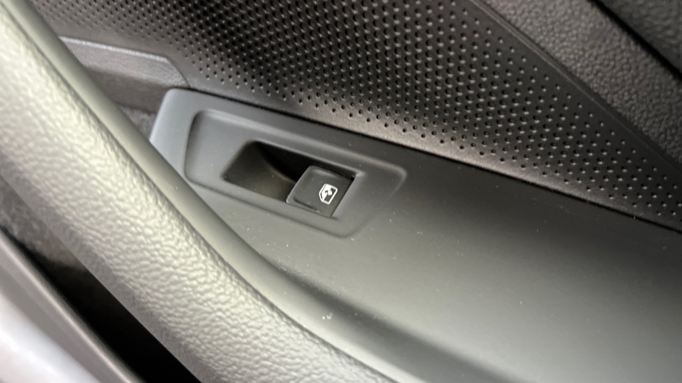 Used Skoda Superb 2025 for sale - 76874064: Photo 39