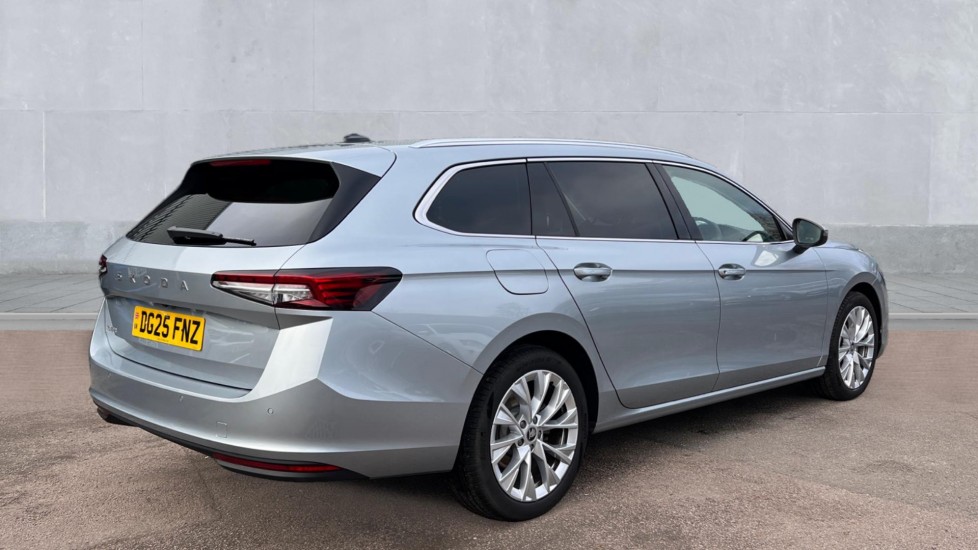 Used Skoda Superb 2025 for sale - 76874064: Photo 8