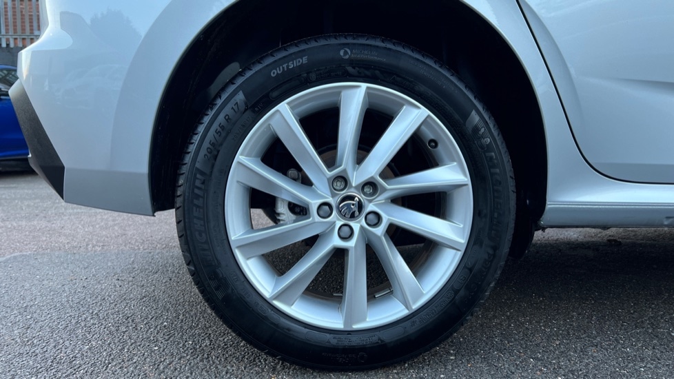 Used Skoda Kamiq 2024 for sale - 76872432: Photo 5