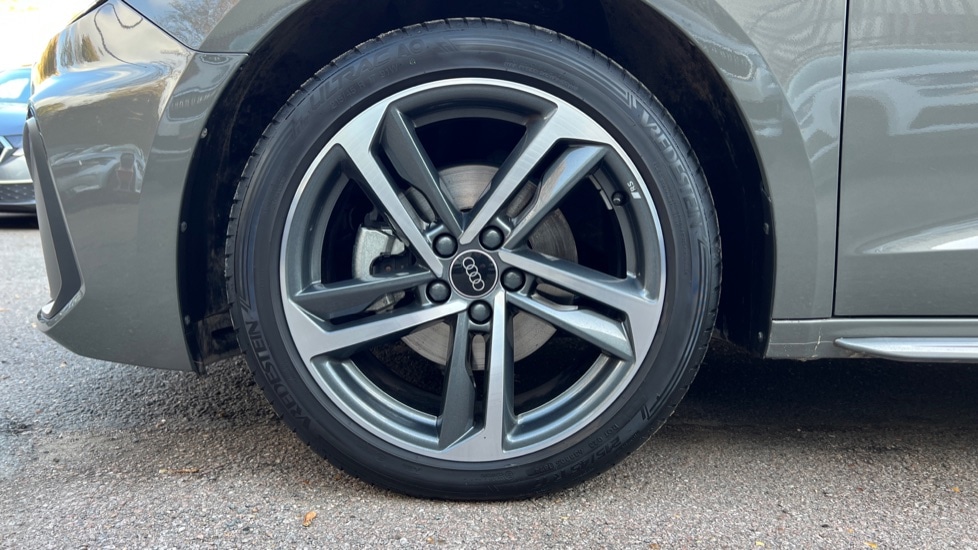 Used Audi A1 2024 for sale - 76869649: Photo 17