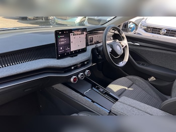 Used Skoda Superb 2024 for sale - 75829089: Photo