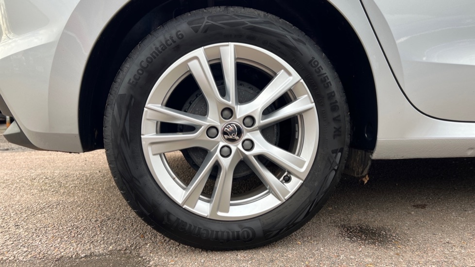 Used Skoda Fabia 2024 for sale - 76870732: Photo 5